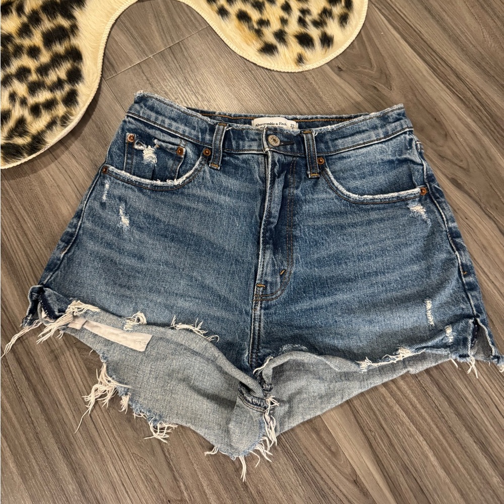 High rise mom short denim